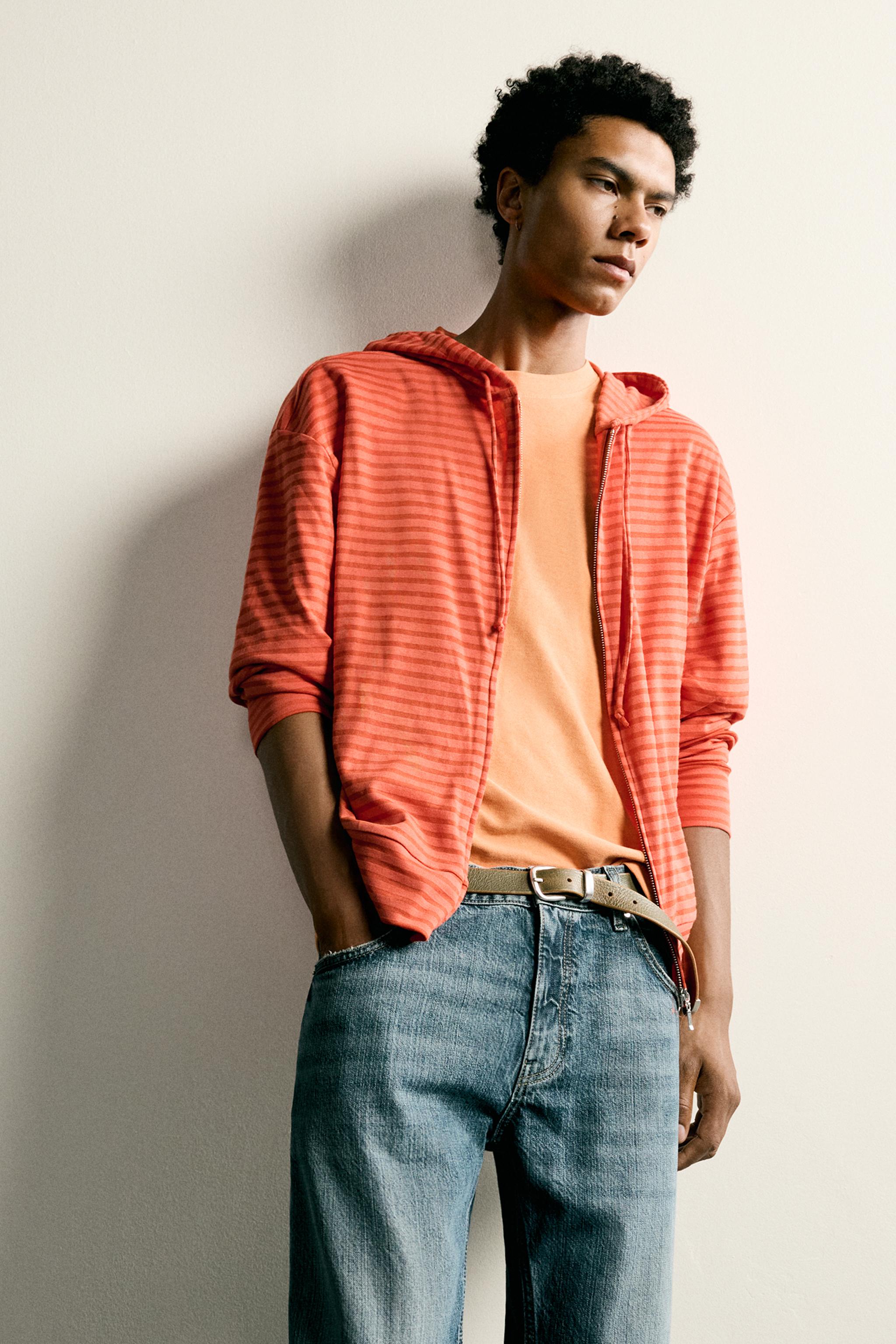STRIPED HOODED SWEATSHIRT